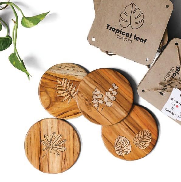 Tropical Leaf Wooden Coasters – Set of 4