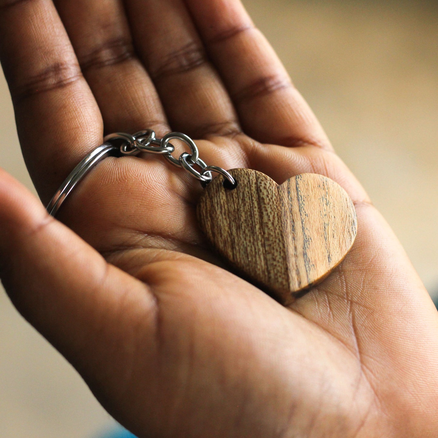 Wooden heart keychain - Eco-friendly and handcrafted