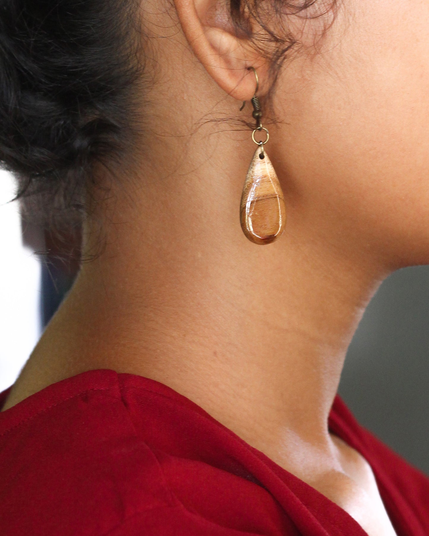 Sustainable Wooden Drop Earrings - Eco-Friendly Jewelry with Unique Charm