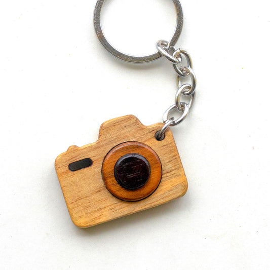 Wooden Camera Keychain - Eco-Friendly Keychain for Photography Enthusiasts