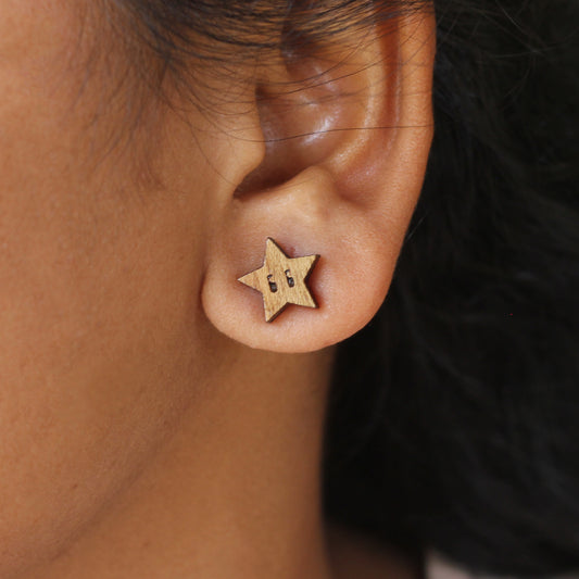 Sustainable Wooden Star Ear Studs - Eco-Friendly Earrings with Celestial Charm