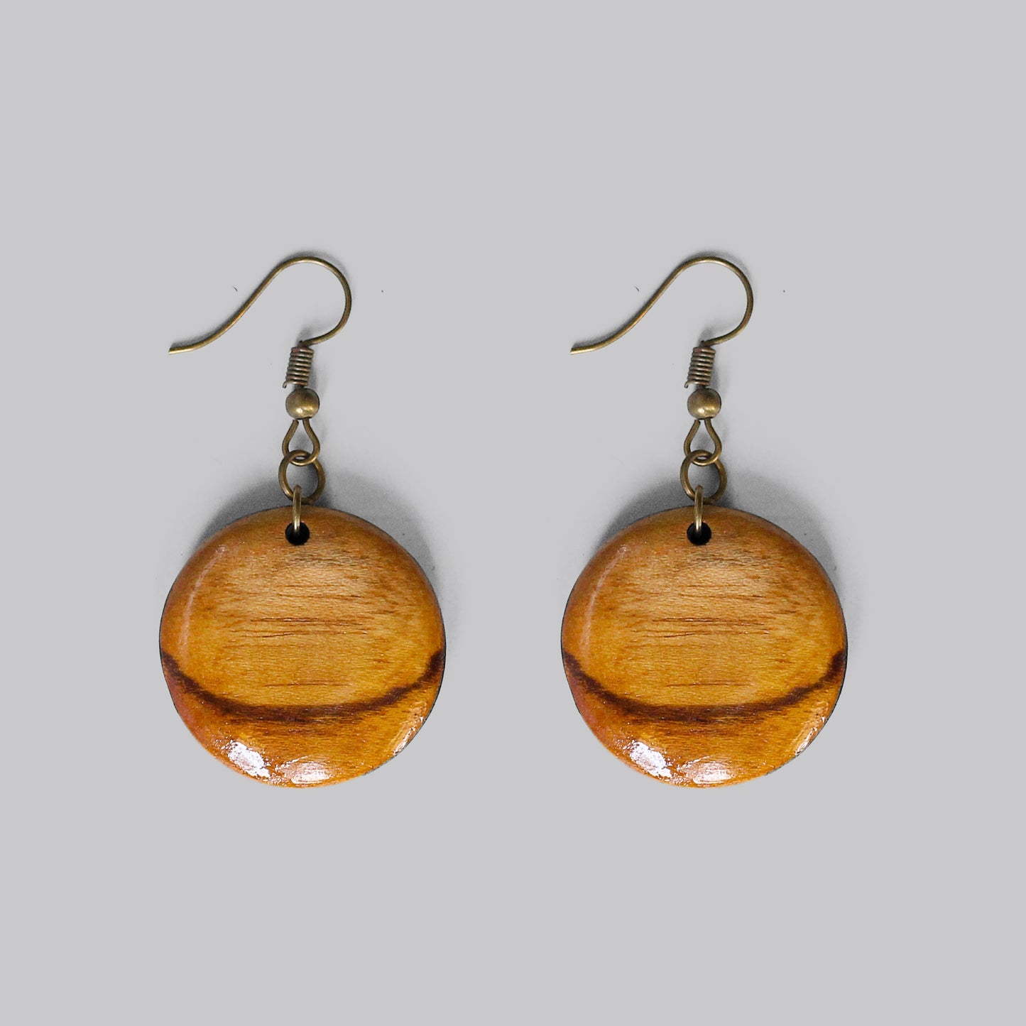 Eco-Wood Round Drop Earrings - Sustainable and Chic Jewelry for a Green Fashion Statement