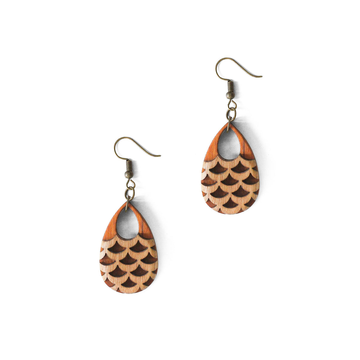Teakwood Scallop Teardrop Earrings
