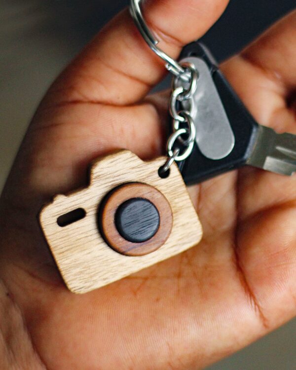 Wooden Camera Keychain - Image 2